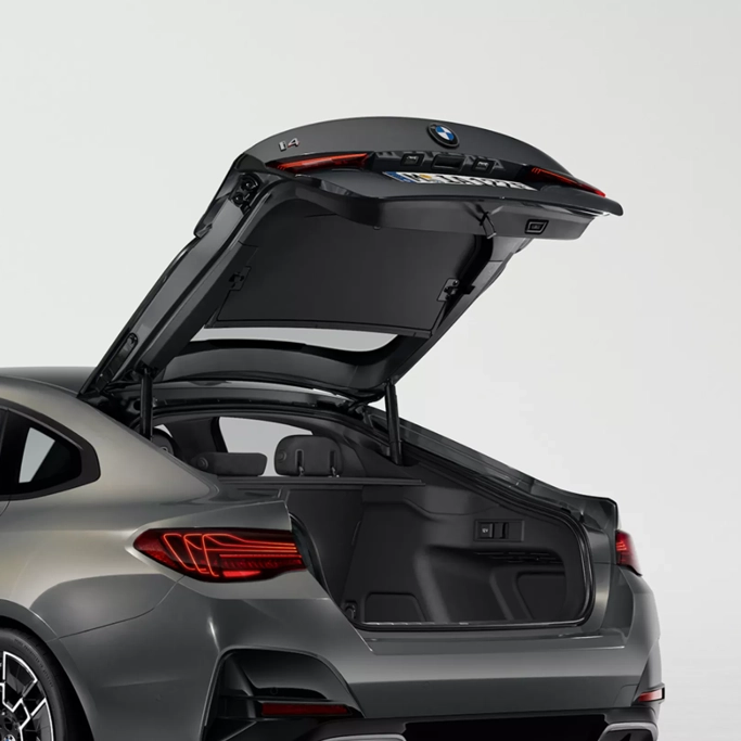 Vue coffre BMW i4