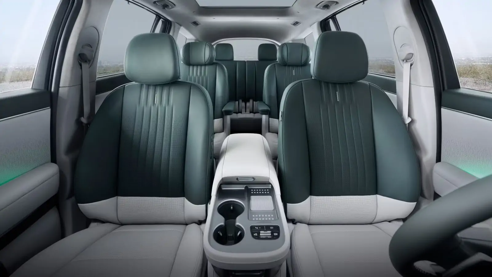 Intérieur spacieux du Hyundai IONIQ 9 avec sièges premium