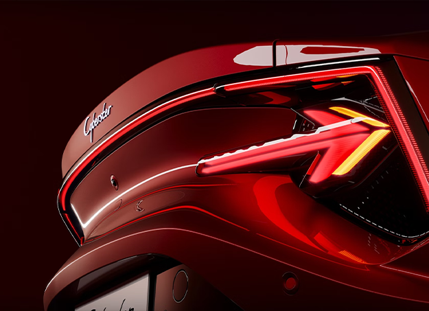 Vue arrière de la MG Cyberster électrique en extérieur