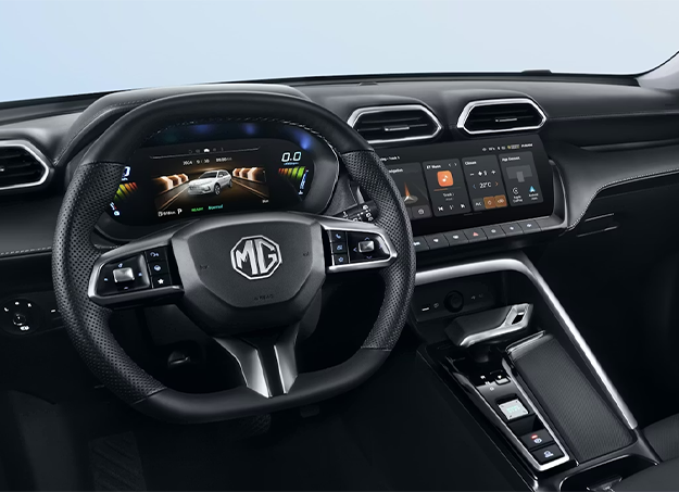 Intérieur du MG ZS Hybrid+ avec tableau de bord digital